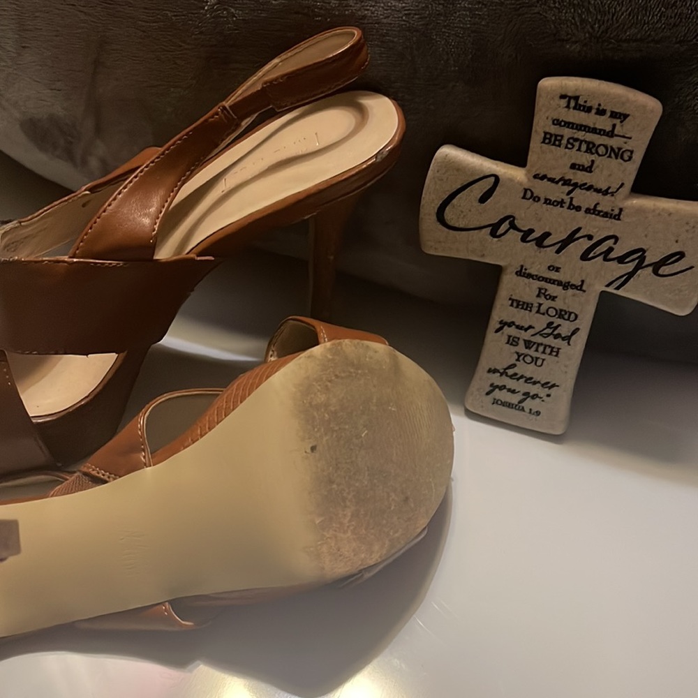 Nine West Brown Stilletos. Size 7 - Picture 4 of 4